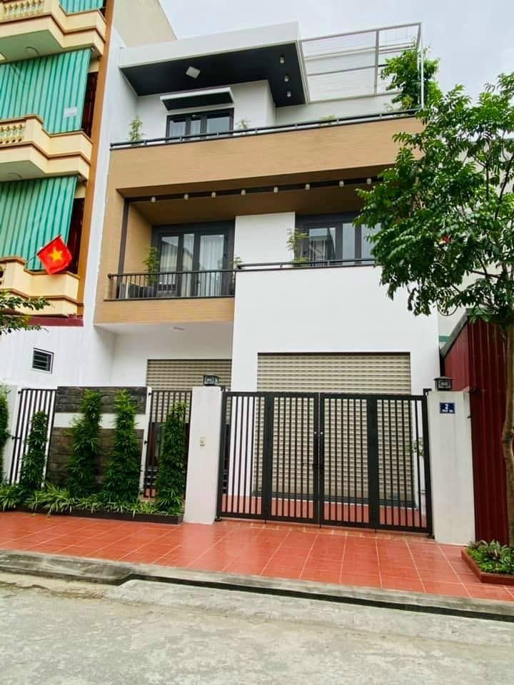 Cần bán đât LK hướng Tây tứ trạch mặt đường đô thị rộng 10.50m gần ngã tư Thanh Bình Trần văn Giáp