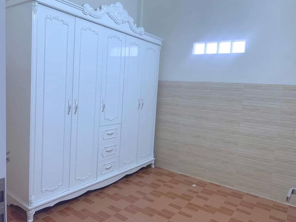 Cho thuê nhà nguyên căn Khu vực Phú Nhuận Bến Tre Diện tích 144m2 Đường lộ 4-5m, có camera