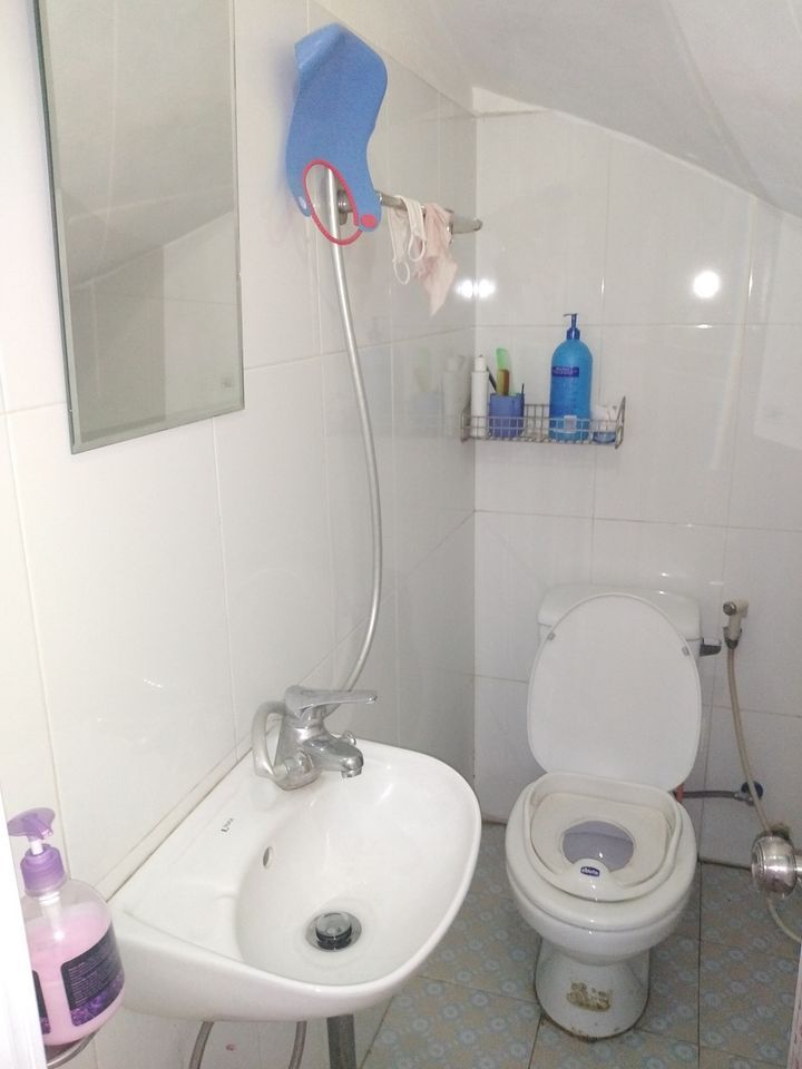 BÁN NHÀ LIỀN KỀ KHU VỰC SONG PHƯƠNG HOÀI ĐỨC Diện tích 42m2, thiết kế hiện đại. Hướng Tây Bắc