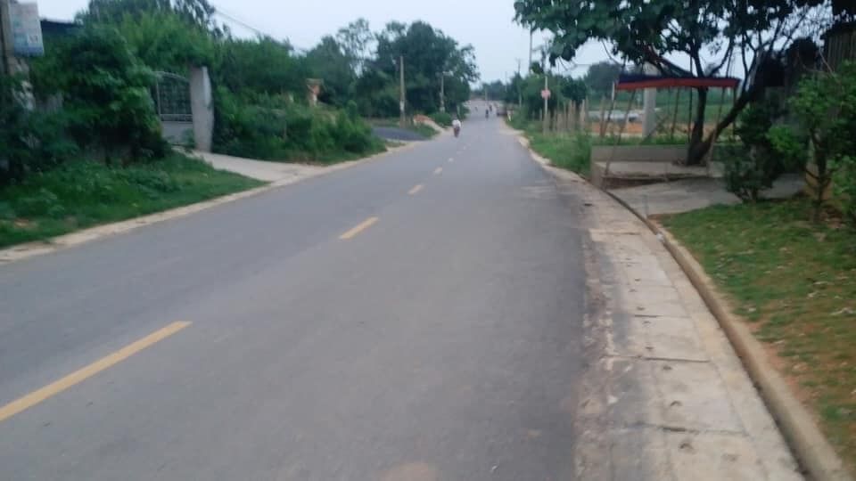 Bán 1100m2. SẴN Homestay bám Hồ. Đường nhựa. Vân Hòa Ba Vì Hà Nội. Giá covid