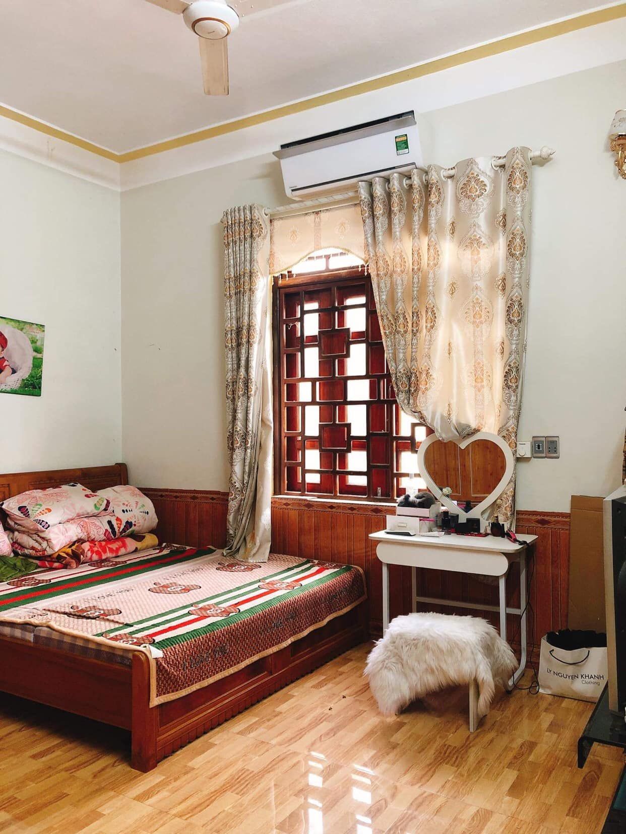 Cần bán nhà tại 193 lý thường kiệt hà Giang. Bìa đỏ chính chủ. LH 0912105976 biết thêm chi tiết