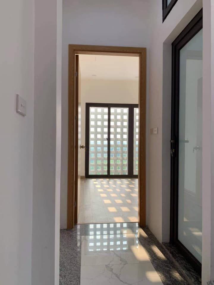 Chính chủ nhờ em bán nhà 3,5 tầng Ngọc động,Đa Tốn Gia Lâm. Xe oto đỗ cửa Nhà thiết kế Xây kiên cố