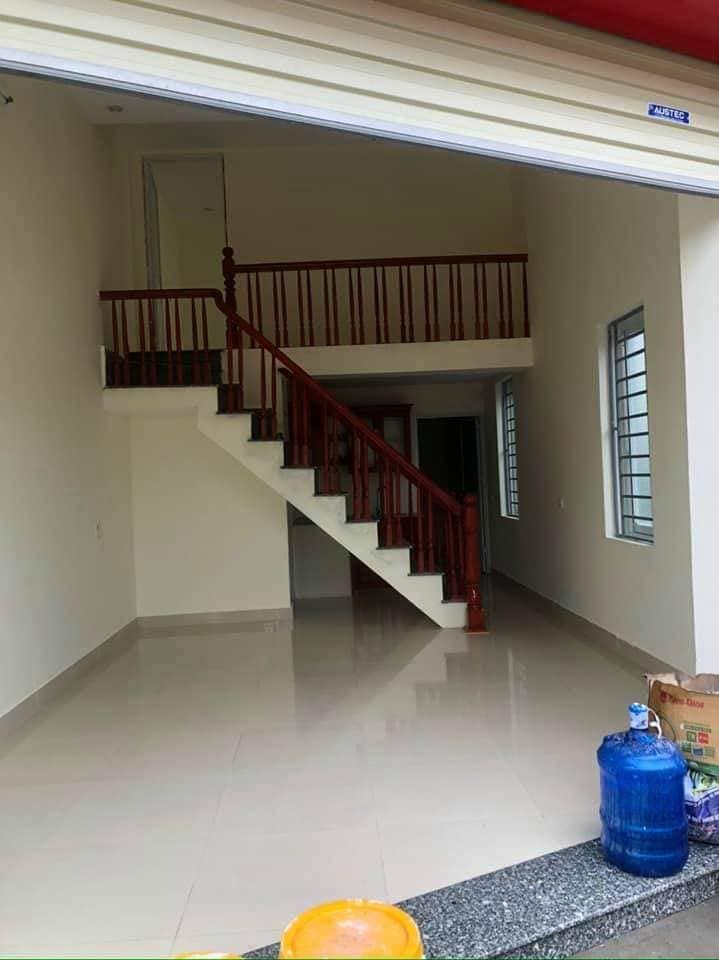 bán căn nhà 1,5 tầng lô góc DT 43,3m gồm 1 khách 2 ngủ, 2 wc, sân phơi, 1 thờ Khuê Liễu Tân Hưng
