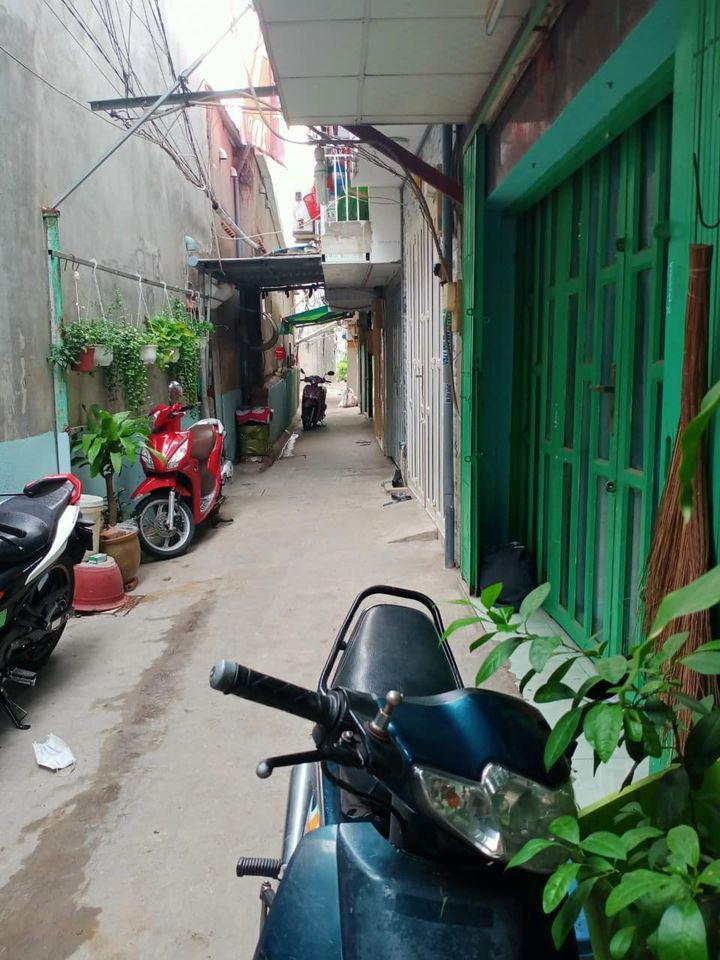 Cho thuê Nhà nguyên căn rẻ nhất khu vực Đường 53 , Tân quy , quận 7 DT 3m* 6m , 1 trệt 1 lầu