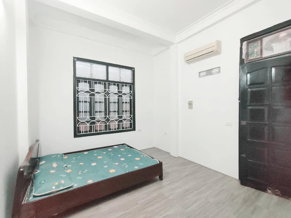 BÁN NHANH NHÀ PHÂN LÔ PHỐ LÊ TRỌNG TẤN QUẬN THANH XUÂN LÔ GÓC, NGÕ TRƯỚC NHÀ GẦN 3M