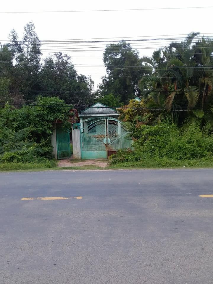 Bán Đất Tặng Nhà Đất và nhà đang cho thu nhập trên đất có nhà cấp 4 Đức Hòa & Đức Huệ Long An