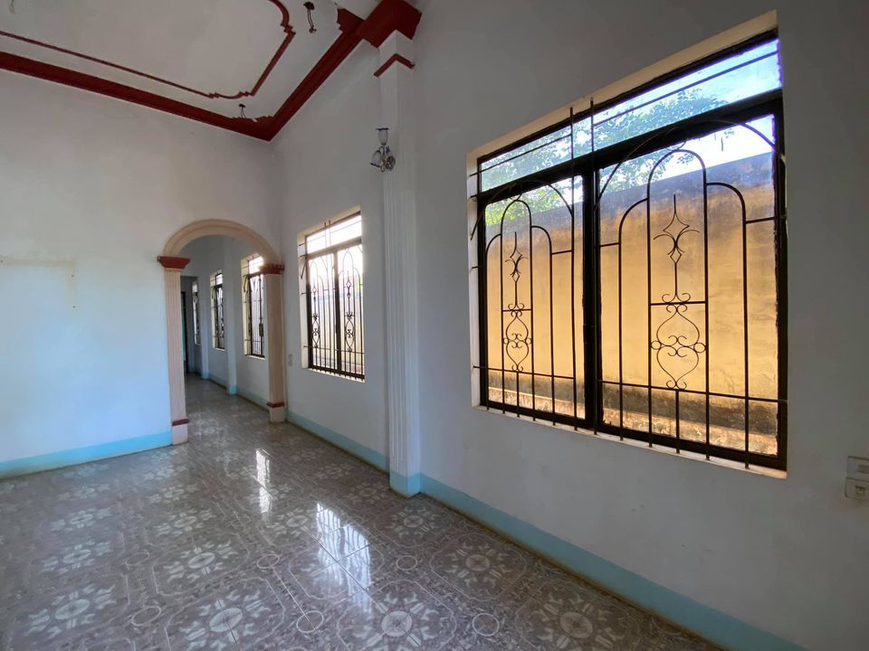 Bán nhà trung tâm thị trấn Chư Prông, huyện Chư Prông, Gia Lai Nhà 2 tầng, số 04 Trần Phú sát Viện