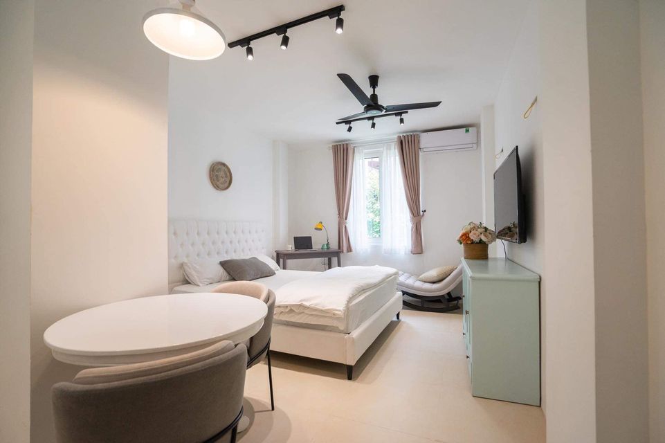 bán nhà 11 tầng Đường Lương Thế Vinh, P. Trung Văn, Q. Nam Từ Liêm, Hà Nội. 61m2; Mặt tiền: 4,5 m2