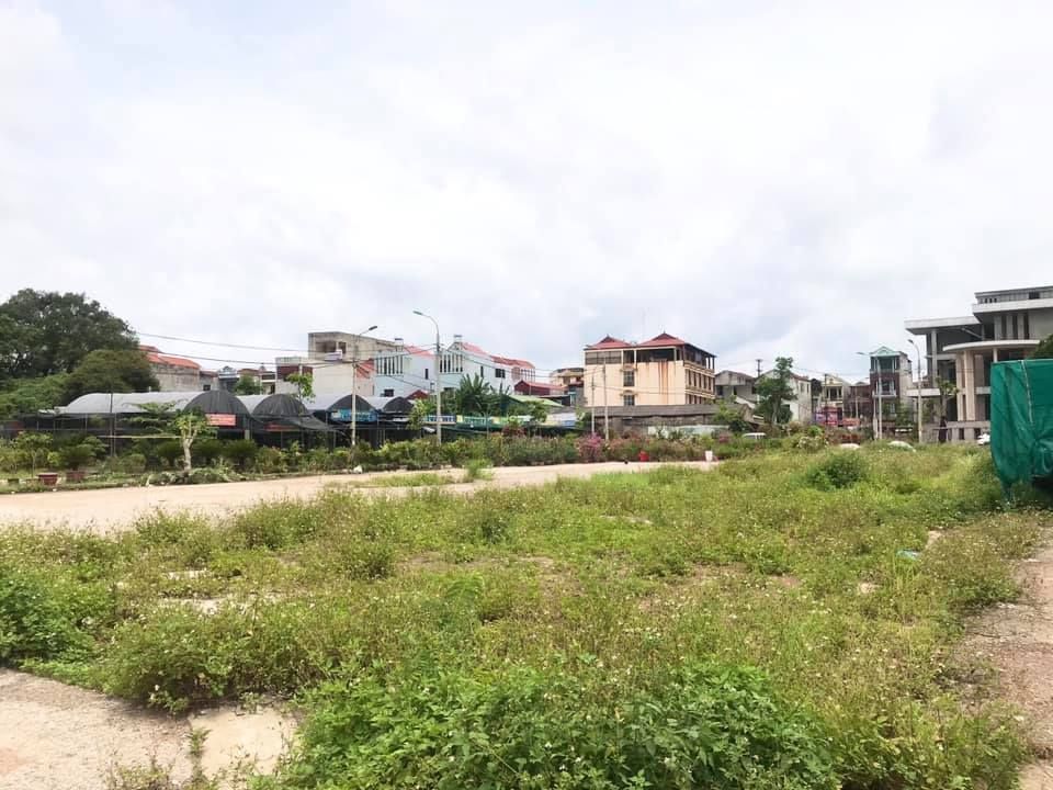 BÁN GẤP 2 Lô ĐẤT LIỀN KỀ Vị TRÍ KD nằm ngay trung tâm tp Lạng Sơn,giao Thông thuận tiện DT 90m2