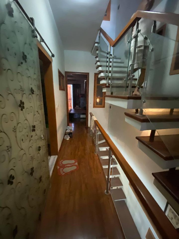 BÁN NHÀ CẦU GIẤY Ô TÔ VÀO NHÀ NHÀ RỘNG HIỆN ĐẠI PHÂN LÔ BỘ QUỐC PHÒNG Trần Cung 51m2 5 tầng