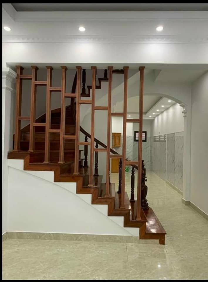 Chính chủ Cần chuyển đổi căn nhà ngõ 71 Nguyễn Lương Bằng, thành phố Hải Dương Nhà 3 tầng hướng nam