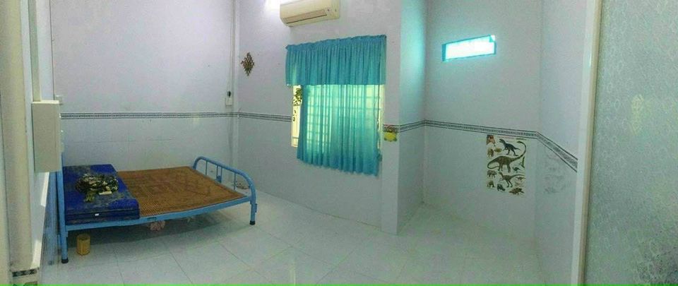 Chủ gửi cho thuê Nhà giá 3,2 triệu/ tháng có sẵn 01 máy lạnh hẻm nhánh đường Lê Hồng Nhi, Lê Bình