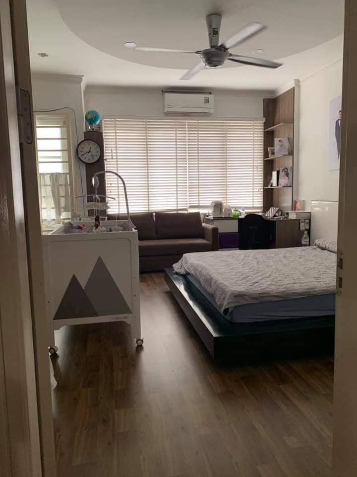 Bán nhà Định Công Thượng Hoàng Mai diện tích 40m2*5 tầng, mt 4.1m Gara ô tô 7 chỗ 2 mặt thoáng