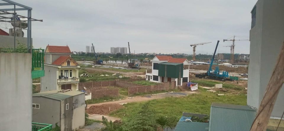 bán Nhà 4 tầng 31m2 đang thi công chuẩn bị xong phần thô, nằm cạnh KDT hinode đại tự kim chung