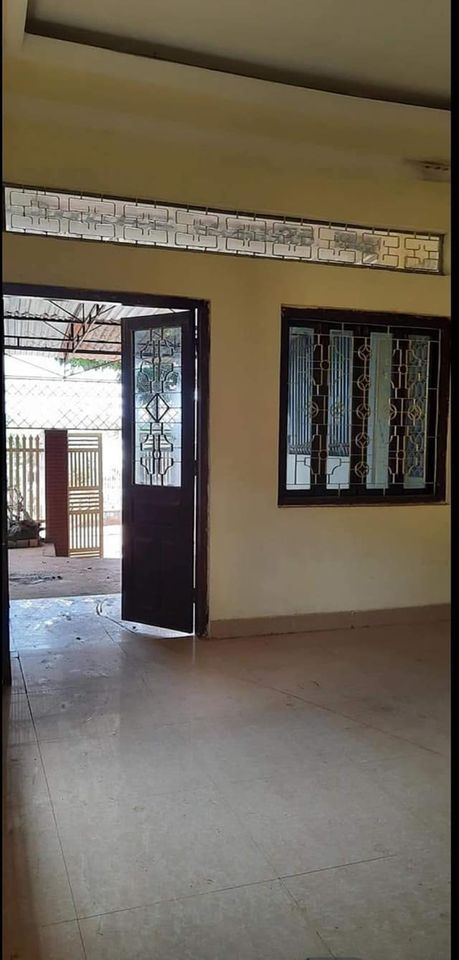 Bán nhà hẻm 370 Phạm Văn Đồng. DT 6x39m , 196m thổ cư. Ace quan tâm liên hệ sđt. DT :0815700039.