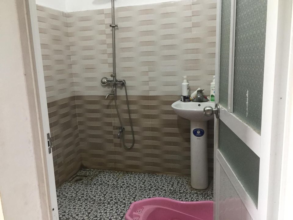 bán ngôi nhà cấp 4 sau ga cầu yên, thôn Đông Trang , Xã Ninh An , Hoa Lư , NB Hướng Bắc DT 156 m2