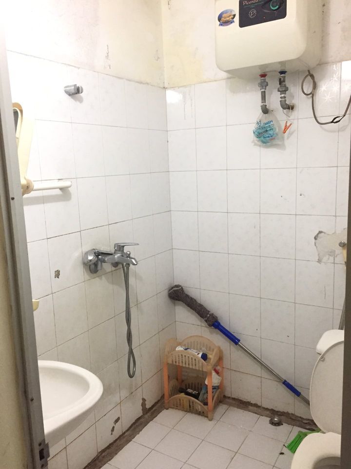 Cho thuê nhà nguyên căn tại Vương Thừa Vũ, Ngã Tư Sở Nhà 50m2x4t, 4 phòng ngủ