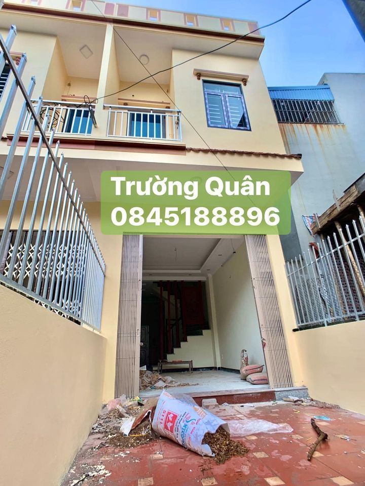 Bán nhà 61㎡ sân cổng Nguyễn Bính Văn Cao Ngõ nông rộng ngay gần đường, thiết kế sân trước sân sau