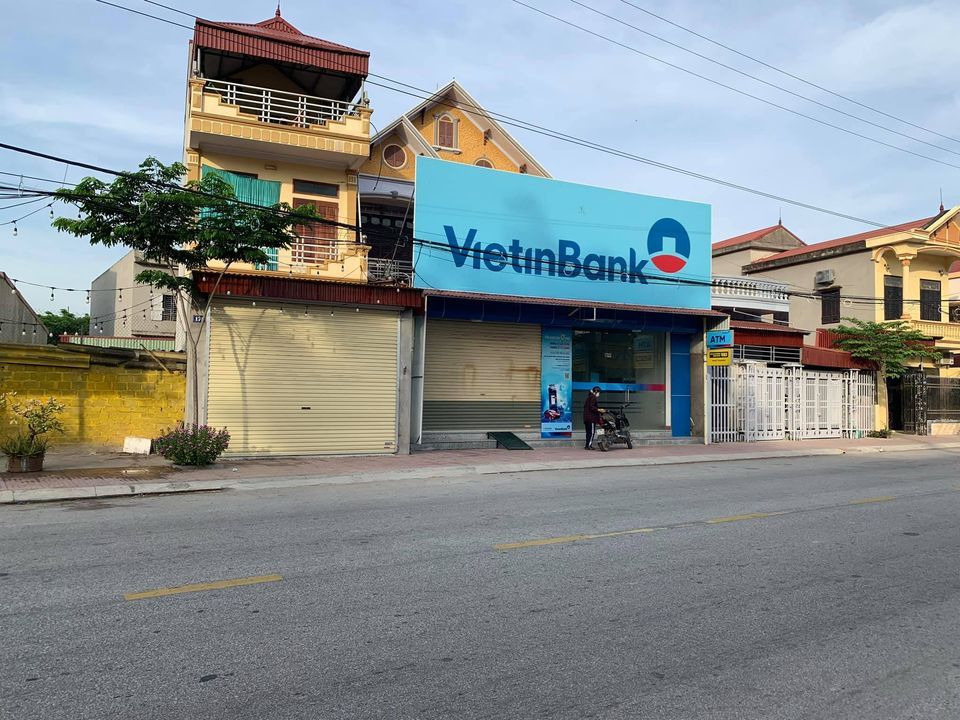bán gấp lô đất ở trung tâm TT Yên Thịnh trên trục đường 12b hướng nam đối diện ngân hàng Vietinbank
