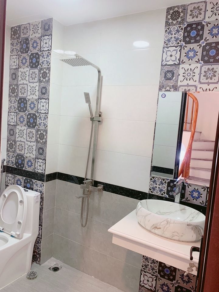 Bán Nhà 4 tầng Tu Hoàng Phương Canh Nam Từ Liêm Diện tích 34m² Nhà 2 mặt tiền Đối diện ĐH CN