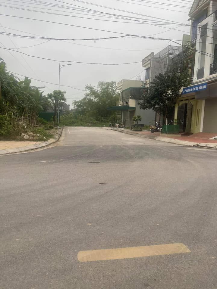 Chính chủ cần bán ngôi nhà tại tổ 6 p. Lê Hồng phong, phủ lý hướng nam, diện tích 96m, mặt 5.8m