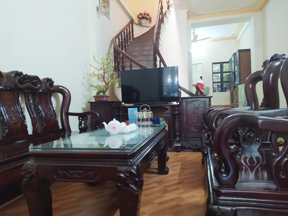 Bán Nhà 3 tầng chính chủ khu chung cư sông đà 7 số nhà 26, phố Ông Đùng tổ 10 phường tân thịnh