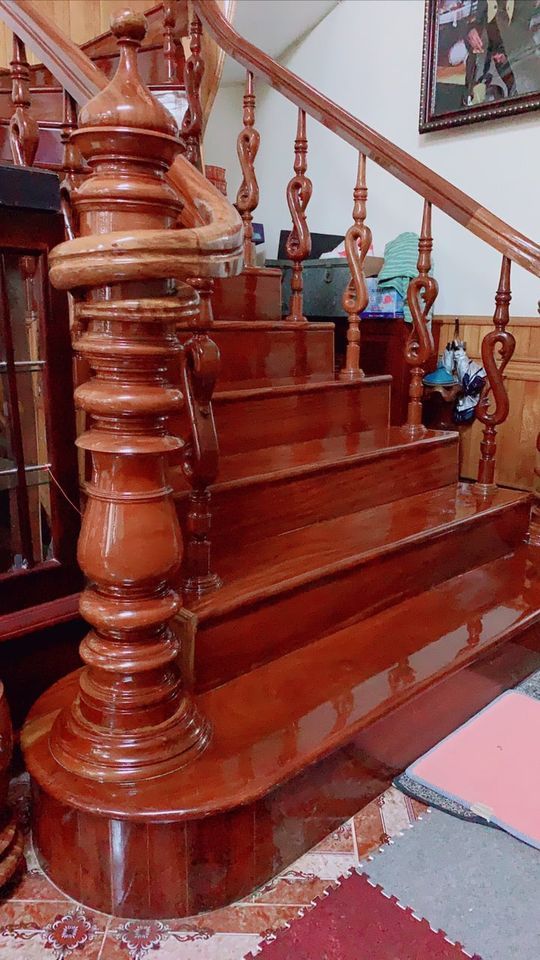 Bán nhà mặt tiền đường Chu Văn Thịnh, TP. Sơn La gần quảng trường, gần VinCom Hướng đông bắc.