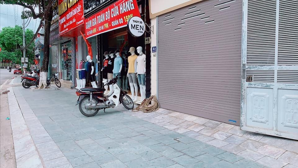 Bán nhà mặt tiền đường Chu Văn Thịnh, TP. Sơn La gần quảng trường, gần VinCom Hướng đông bắc.