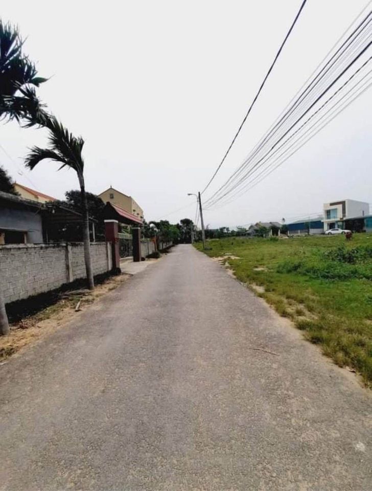 Chính chủ cần bán lô 2 mặt tiền trước sau đường Bế Văn Đàn Khu vực Nam Lý DT 5x21 Tổng DT 110,5m2