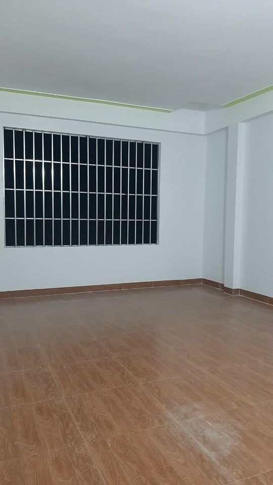BÁN NHÀ 4 TANG LÊ THIẾT HÙNG B6 LÀO CAI