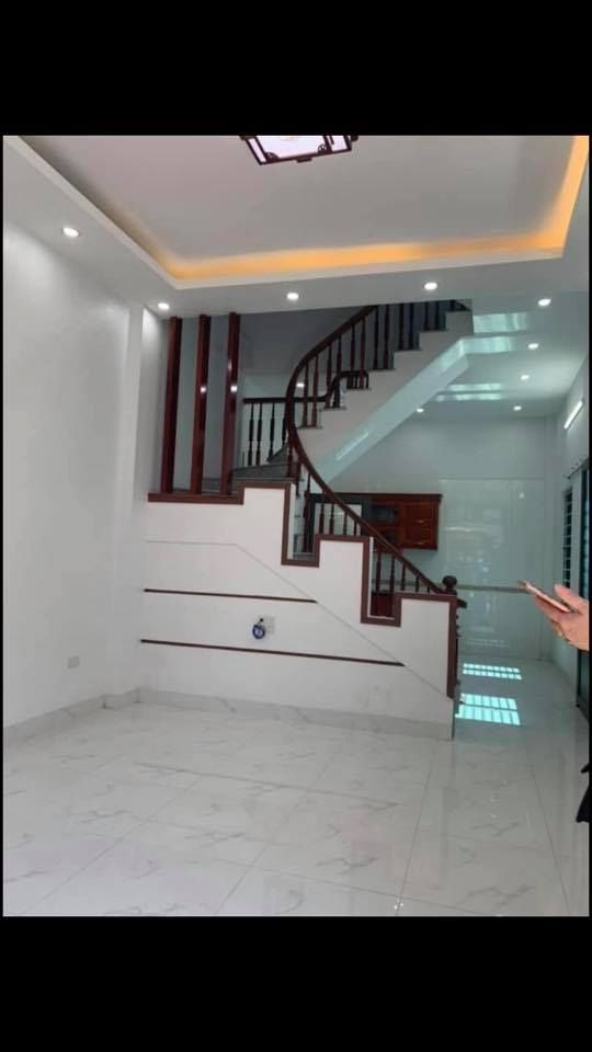 Bán nhà 3 tầng Lô Góc mới xây kiên cố với giá 1 tỷ xxx Nằm TTTP Thái Bình thuộc P.Quang Trung