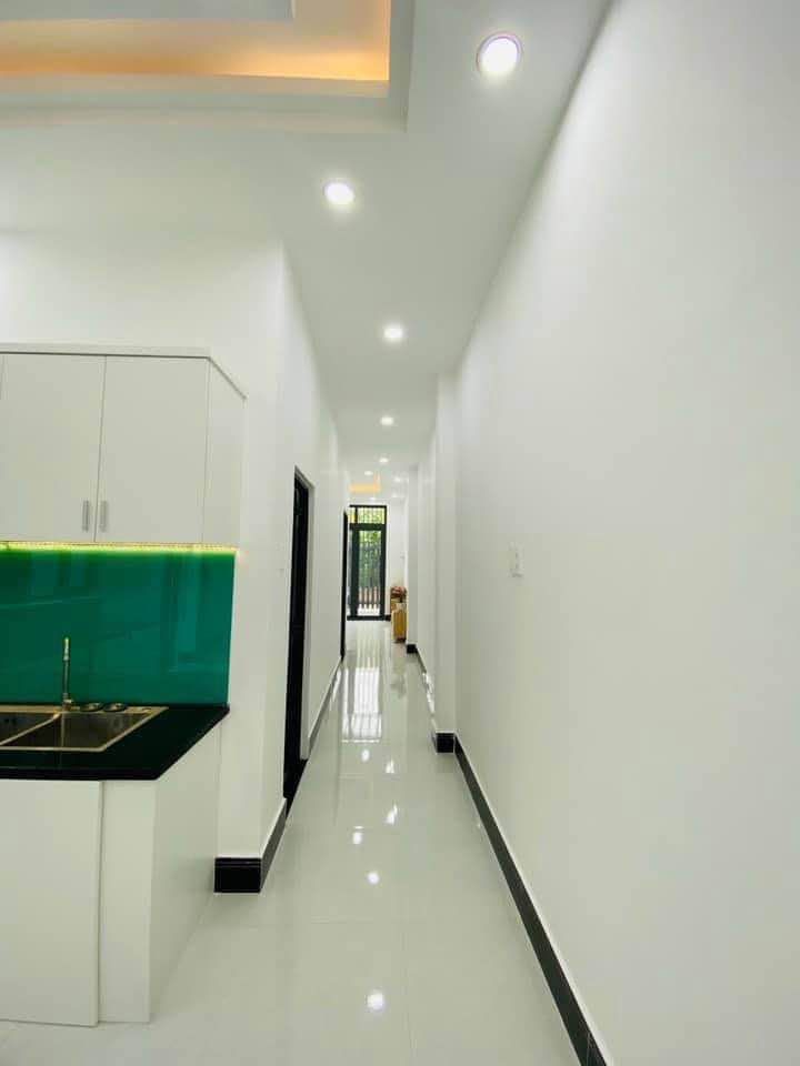 Tìm chủ cho căn nhà Xinh mới hoàn thiện Mặt tiền đường 13m, cách đường Quang Trung 150m.