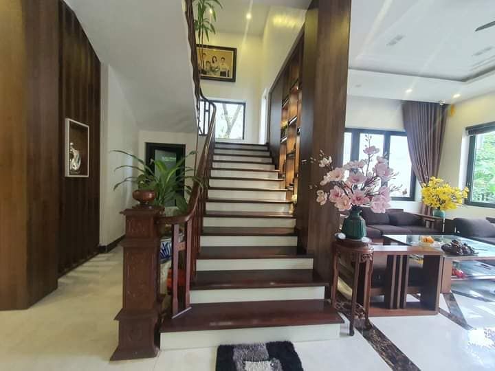 Sẵn sàng chốt lỗ căn biệt thự siêu đẹp đường Đoàn Khuê p. Kim Tân TP Lc Giá 11.xxx có TL