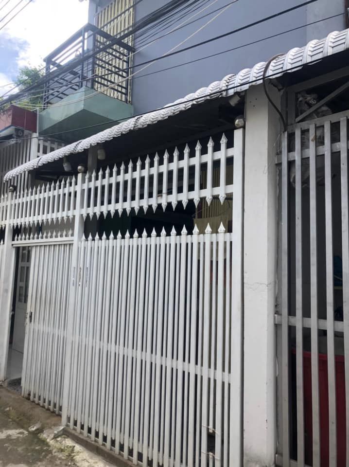 BÁN NHÀ HẺM LÊ QUÝ ĐÔN 1 TRỆT 1 GÁC HẺM 3M Diện tích 9*11 Hiện trạng hẻm 3m, 1 trệt 1 gác kiên cố