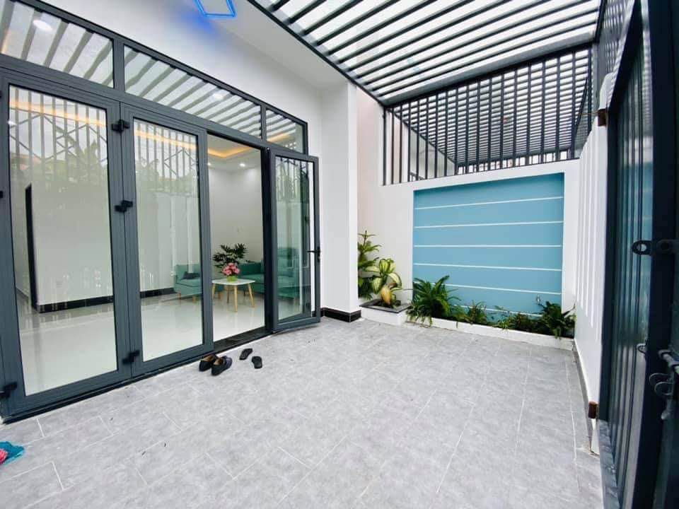 Tìm chủ cho căn nhà Xinh mới hoàn thiện Mặt tiền đường 13m, cách đường Quang Trung 150m.
