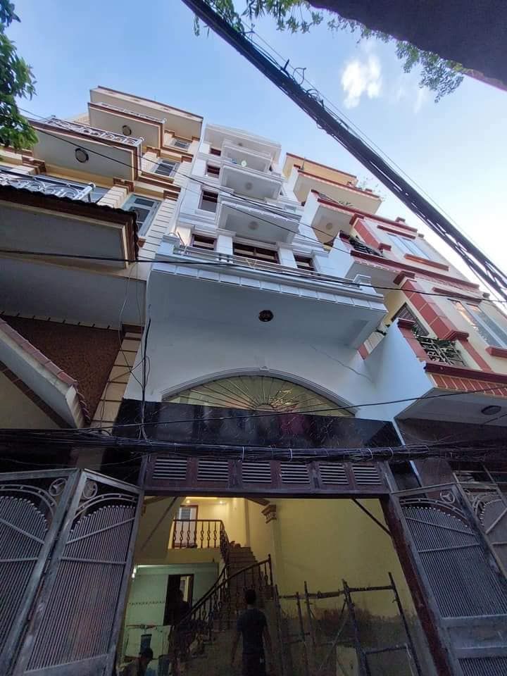 BÁN NHÀ 6 TẦNG DT 50M TRUNG TÂM QUẬN HÀ ĐÔNG KINH DOANH ĐƯỜNG TRƯỚC NHÀ 2 Ô TÔ TRÁNH