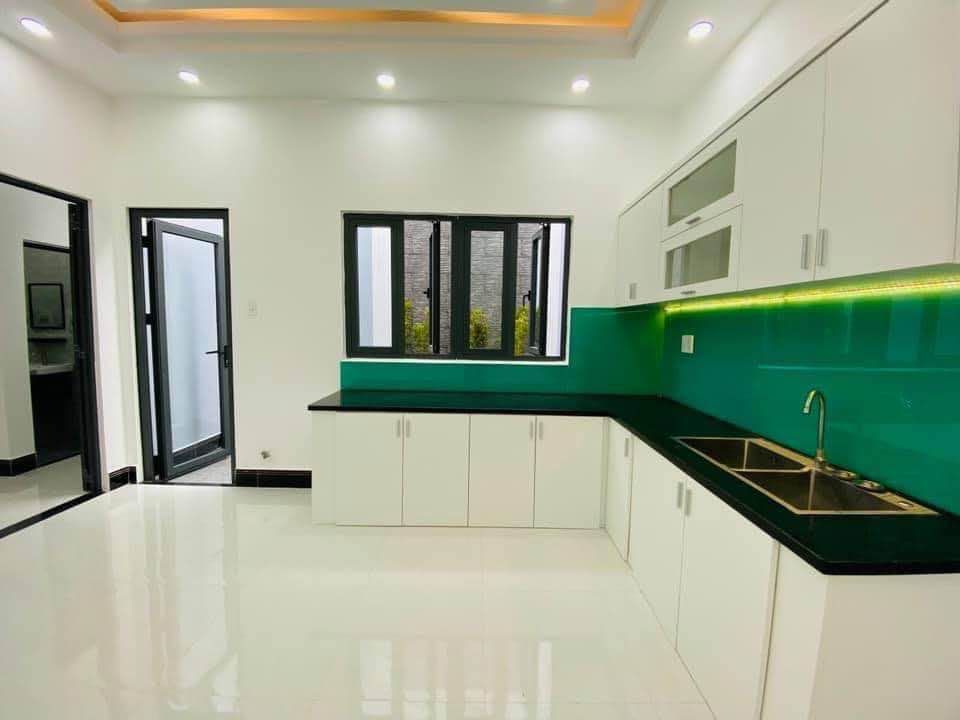 Tìm chủ cho căn nhà Xinh mới hoàn thiện Mặt tiền đường 13m, cách đường Quang Trung 150m.