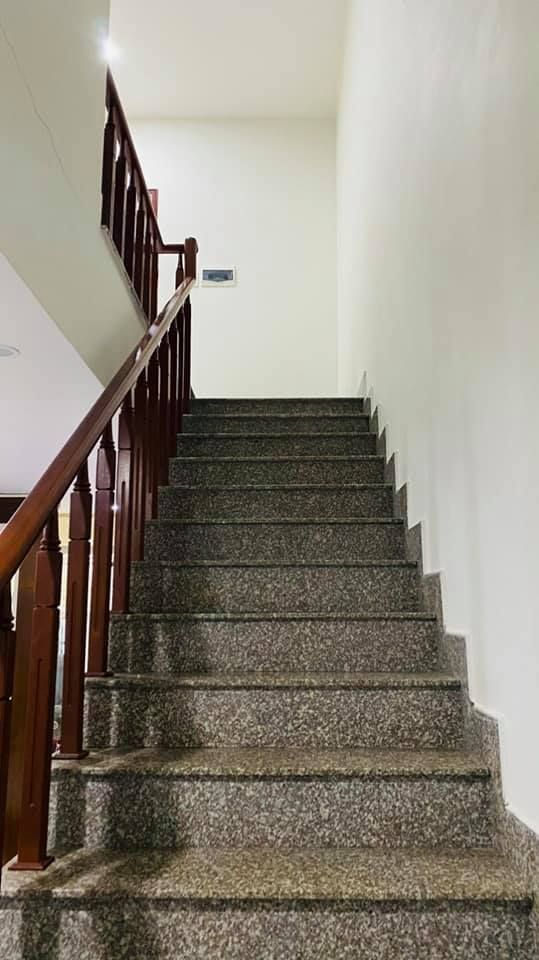 CẦN TIỀN BÁN GẤP GIẢM 80 Tr Bán nhà Khu đô thị Phú cường TPRG KG Giá 2 tỷ. 670 triệu