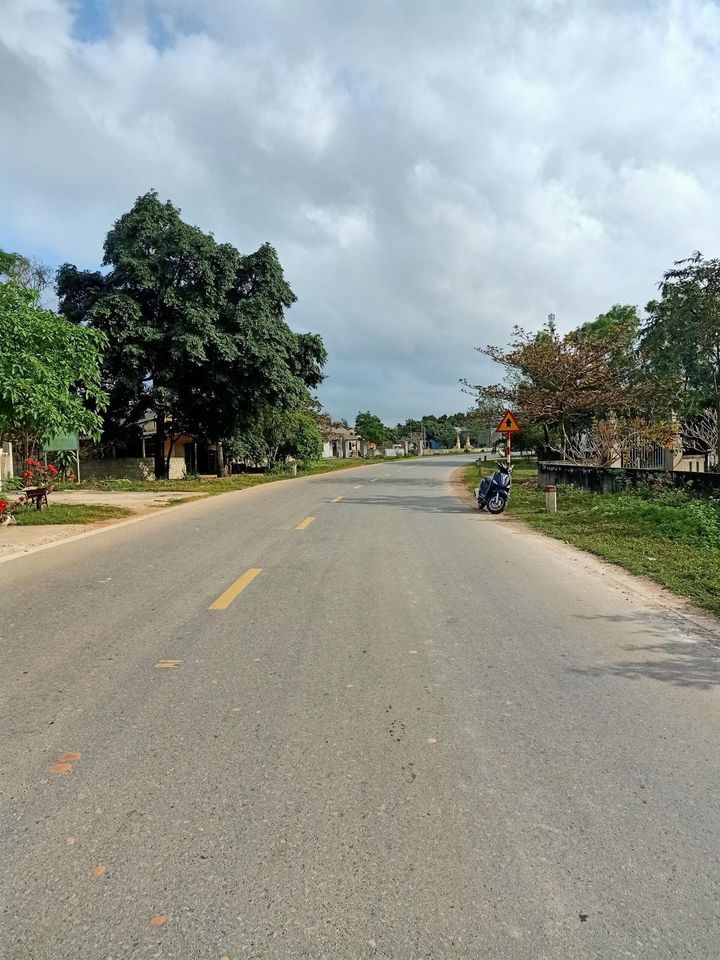 MỞ BÁN DỰ ÁN ĐẤT MẶT TIỀN ĐƯỜNG NHỰA TẠI CAM LỘ QUẢNG TRỊ CÁCH QUỐC LỘ 9 chỉ 300m Diện tích 5.5*22m