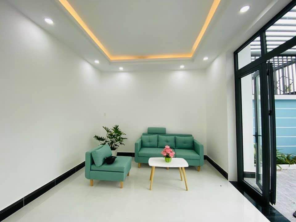 Tìm chủ cho căn nhà Xinh mới hoàn thiện Mặt tiền đường 13m, cách đường Quang Trung 150m.