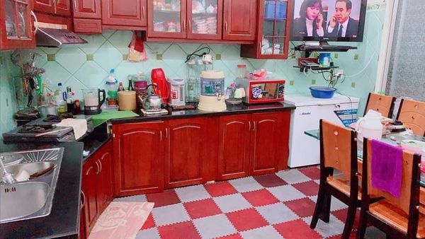 Bán nhà mặt tiền đường Chu Văn Thịnh, TP. Sơn La gần quảng trường, gần VinCom Hướng đông bắc.
