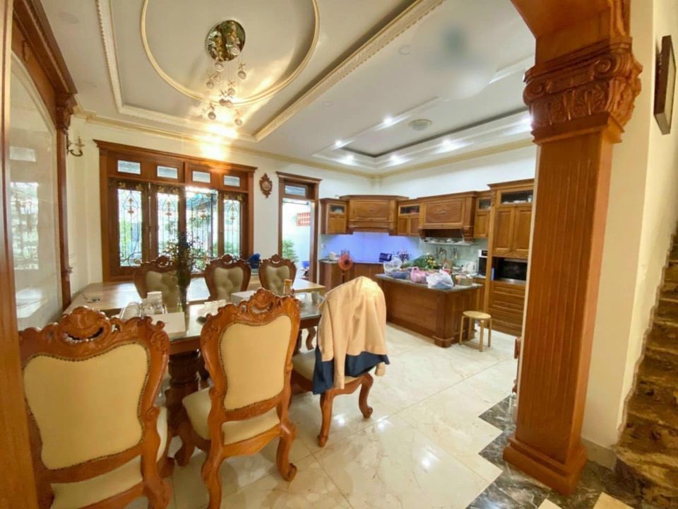 BÁN BIỆT THỰ MINI ĐƯỜNG SỐ PHƯỜNG AN PHÚ Q.2 Vị trí Hẻm xe hơi