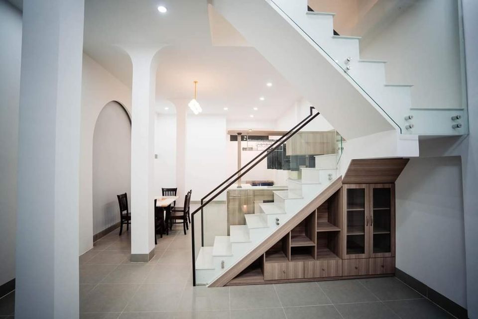 Bán nhà cao cấp hiện đại mặt tiền đường Vành Đai 2, P3, TPST DT 5m x 20m
