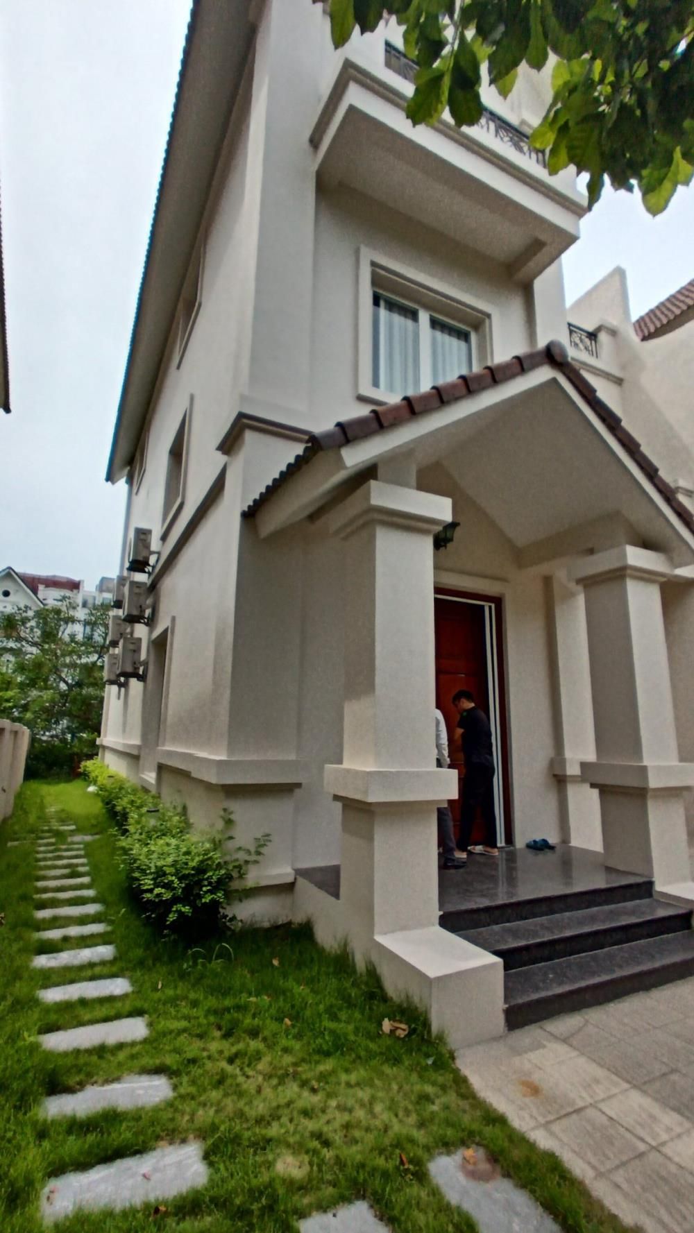 CHO THUÊ BIỆT THỰ VINHOMES RIVERSIDE TẠI KHU HOA SỮA LONG BIÊN