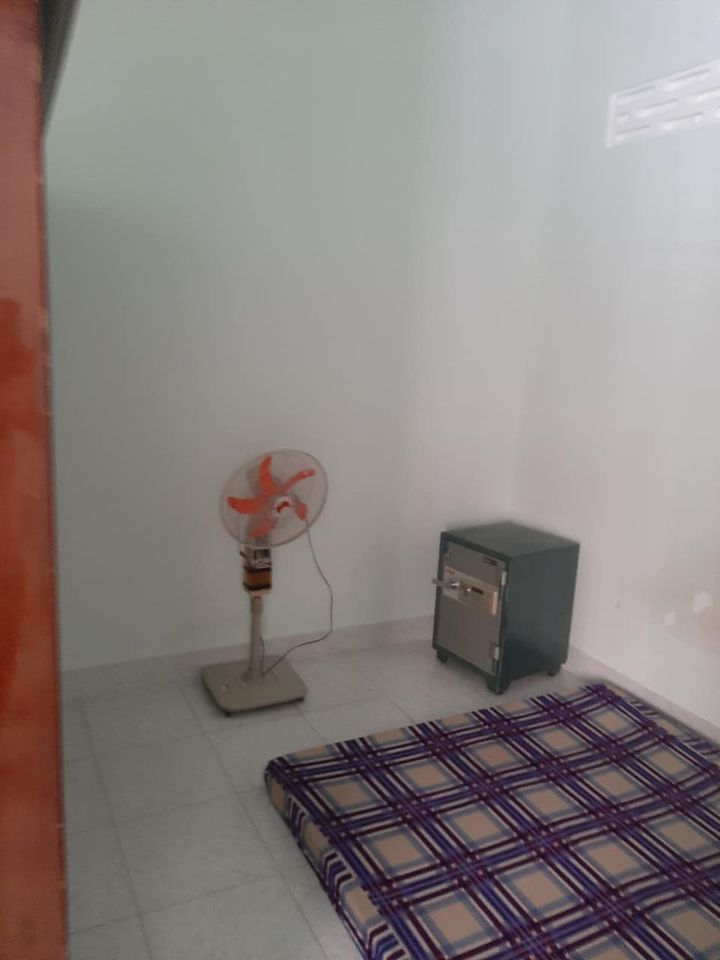 Bán nhà hẻm đường Phạm Tu Phường Vĩnh Hải Diện tích: 68 m2, ngang 4m ,dài 17m full ODT