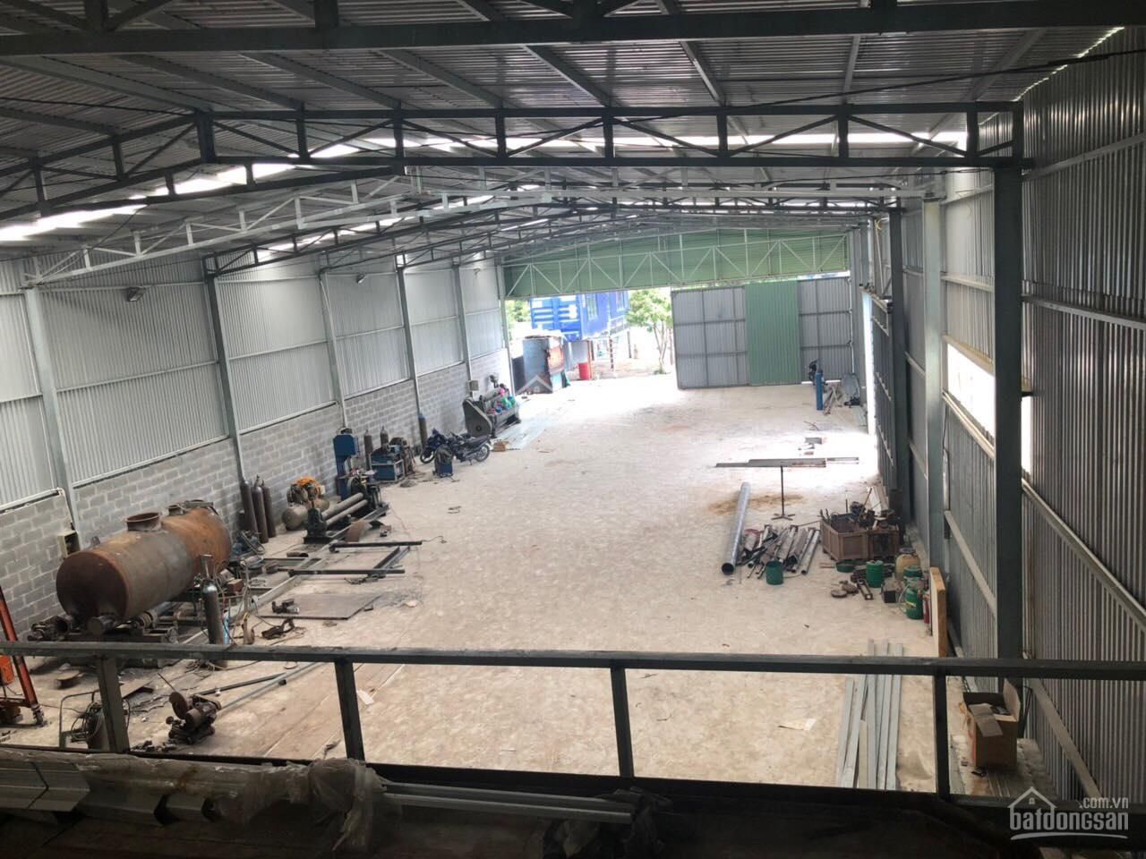 BÁN NHÀ XƯỞNG 3000M2, TRONG KHU CN ĐỨC HÒA 3, LONG AN