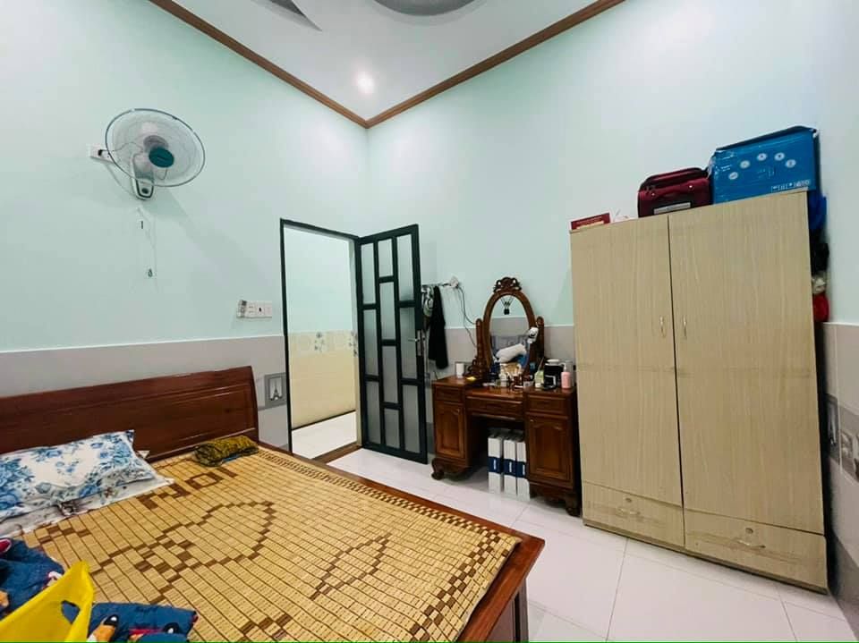 Bán Nhà 1 lầu 1 trệt 2 mặt tiền trước sau Khu dân cư đông á 3, gần đường 32m Diện tích 5x20