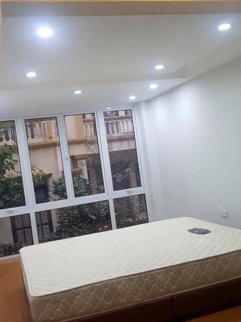 Nhà đẹp ở luôn Cổ Linh Long Biên 47m x 5 tầng, 3.75 tỷ -Nhà cách mặt đường Cổ Linh 127m