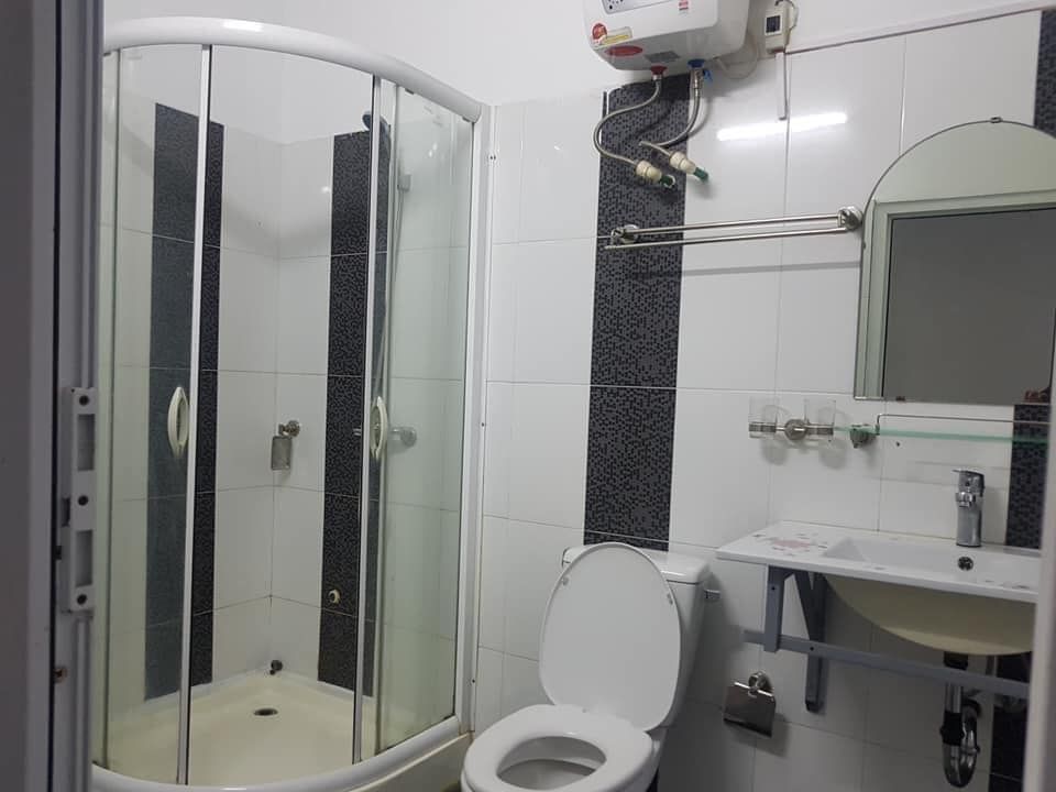 Nhà đẹp ở luôn Cổ Linh Long Biên 47m x 5 tầng, 3.75 tỷ -Nhà cách mặt đường Cổ Linh 127m