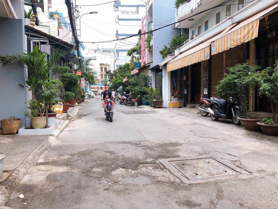 Chính chủ bán nhà tại Âu Dương Lân, P3,Q8 Diện tích 3,52*7,62, diện tích sàn 41,3m2